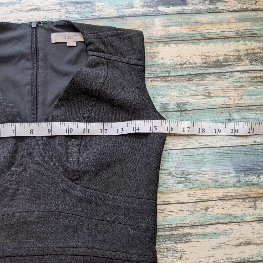 Tall: Loft charcoal grey v-neck sheath dress, 2T - Picture 7 of 13